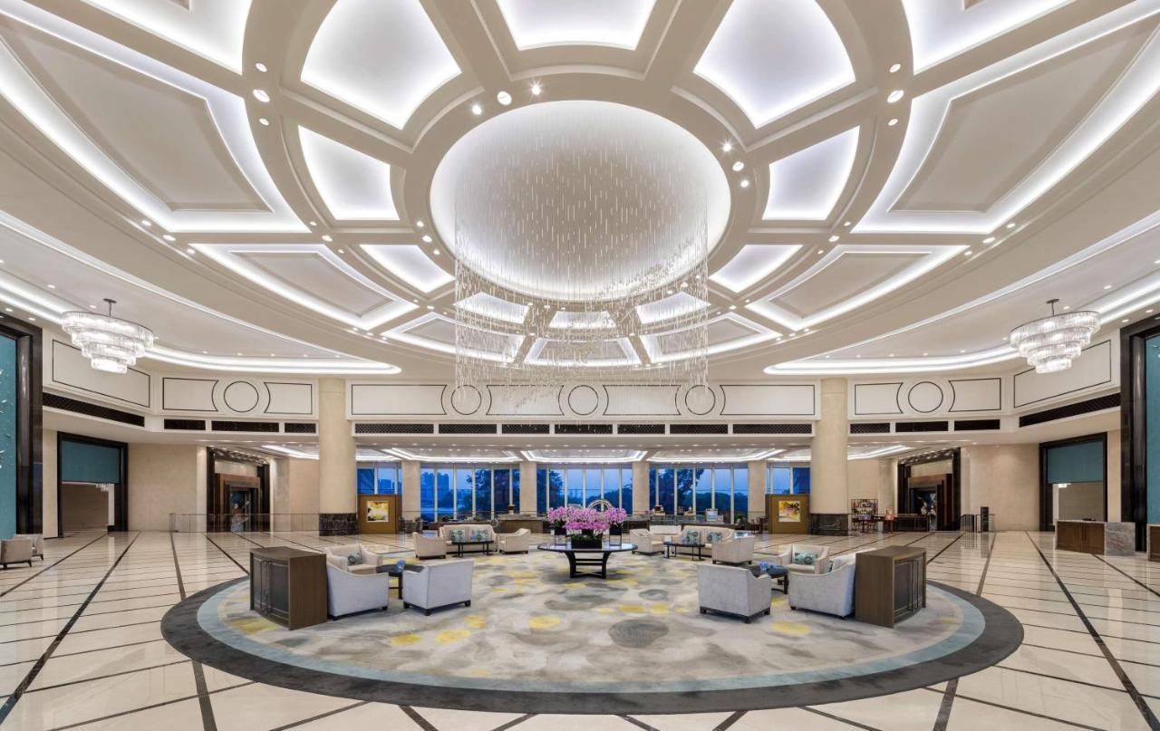 Radisson Blu Hotel Wuhan Etd Zone Exterior foto